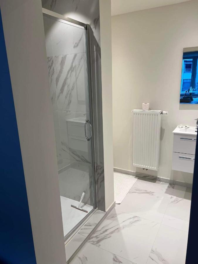 Apartment Prachtige In Centrum Met Badkamer !